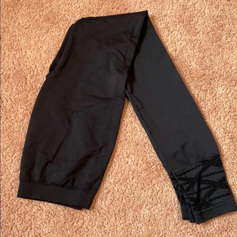 Black leggings